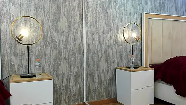 NahomyCarther online show from 2, 12, 2025