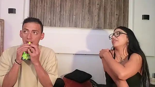 aron and paula online show from 31, 10, 2025