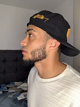 eross chipre  online show from 18, 4, 2026