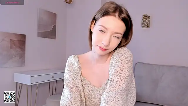 Snapshot of SunnivaCovil chatting on 28, 2, 2025 SunnivaCovil online show from 28, 2, 2025