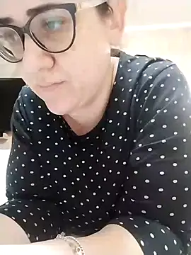 Snapshot of Dolcecurvy chatting on 14, 11, 2025 Dolcecurvy online show from 14, 11, 2025