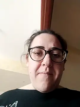 Snapshot of Dolcecurvy chatting on 15, 12, 2025 Dolcecurvy online show from 15, 12, 2025