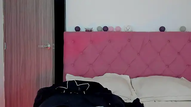 Snapshot of ela_black chatting on 9, 3, 2025 ela black online show from 9, 3, 2025