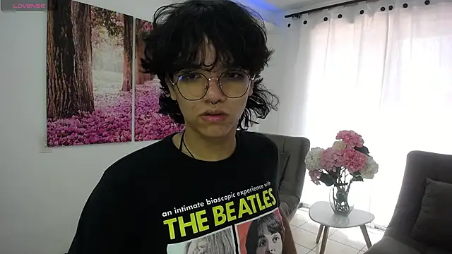 Snapshot of cheryl_bohareal chatting on 12, 3, 2025 cheryl bohareal online show from 12, 3, 2025