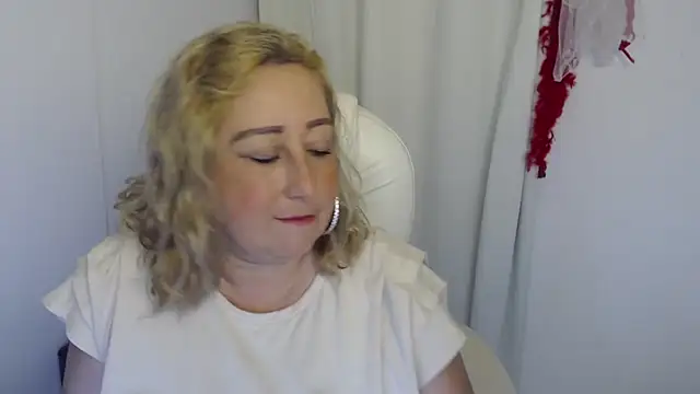 Mature 2025 online show from 15, 11, 2025