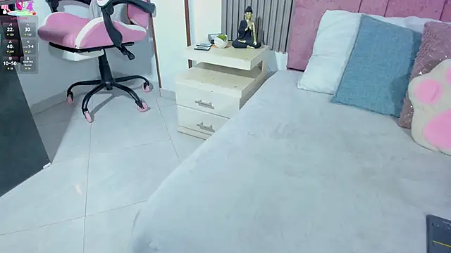 cutie sarax1 online show from 26, 11, 2025