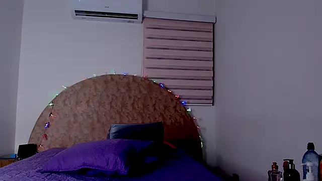 Snapshot of abigail_fx chatting on 4, 12, 2025 abigail fx online show from 4, 12, 2025