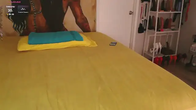 Queenanitadix online show from 22, 3, 2025