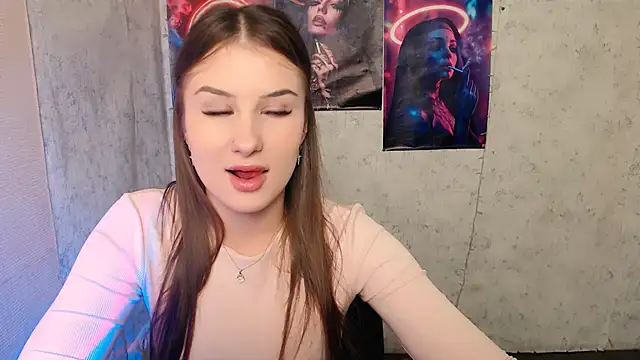 Snapshot of _MiaAngell chatting on 2, 11, 2025 MiaAngell online show from 2, 11, 2025