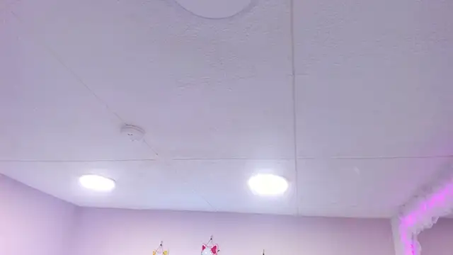 Selene bennet online show from 22, 3, 2025