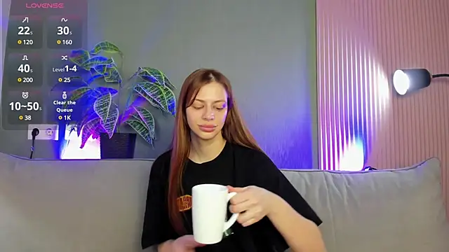 Snapshot of Diana_West chatting on 6, 3, 2025 Diana West online show from 6, 3, 2025