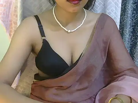 Snapshot of Cute_Pihu01 chatting on 17, 7, 2026 Cute Pihu01 online show from 17, 7, 2026