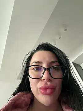 Mia Splash online show from 18, 2, 2026