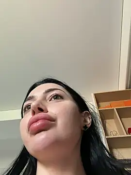 Snapshot of Mia_Splash chatting on 19, 4, 2026 Mia Splash online show from 19, 4, 2026