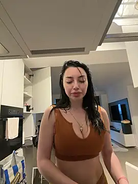 Snapshot of Mia_Splash chatting on 22, 4, 2026 Mia Splash online show from 22, 4, 2026