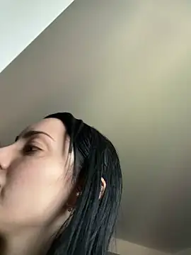Snapshot of Mia_Splash chatting on 18, 5, 2026 Mia Splash online show from 18, 5, 2026