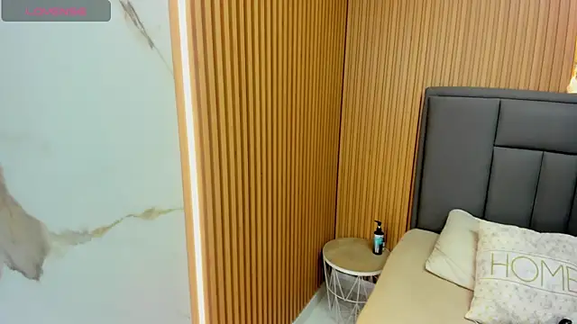 MEGANZARICK online show from 15, 11, 2025