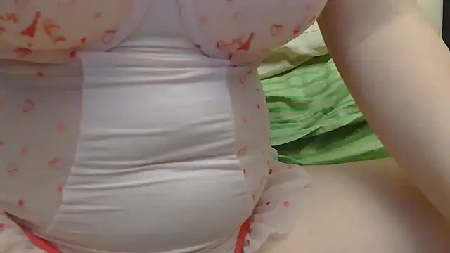 hotwifehalebora online show from 4, 11, 2025