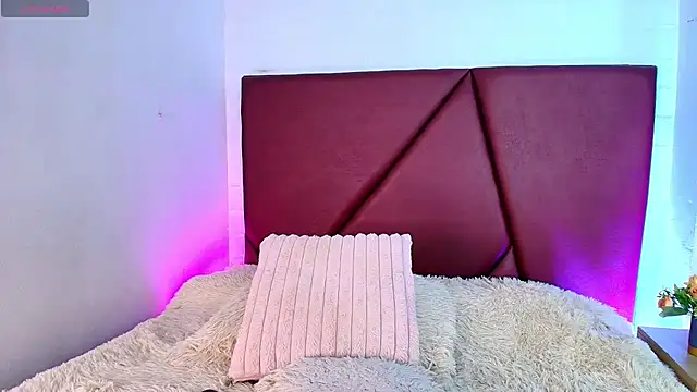 Lexi Howard  online show from 7, 7, 2026