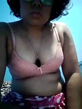 Snapshot of marimari_fersan chatting on 28, 4, 2026 marimari fersan online show from 28, 4, 2026