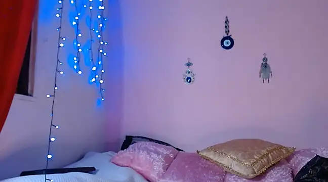 Snapshot of Maddy_Jhonsson chatting on 11, 3, 2025 Maddy Jhonsson online show from 11, 3, 2025