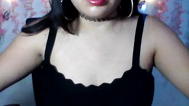 Snapshot of shashel5 chatting on 1, 12, 2025 shashel5 online show from 1, 12, 2025