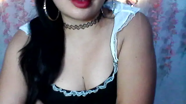 Snapshot of shashel5 chatting on 5, 12, 2025 shashel5 online show from 5, 12, 2025