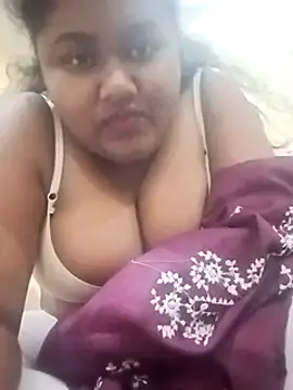 Snapshot of horny_diana chatting on 6, 3, 2025 horny diana online show from 6, 3, 2025