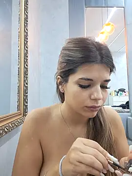 Snapshot of Bella_Posh chatting on 5, 11, 2025 Bella Posh online show from 5, 11, 2025