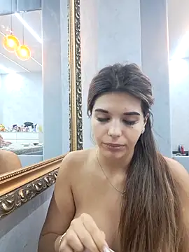 Snapshot of Bella_Posh chatting on 13, 11, 2025 Bella Posh online show from 13, 11, 2025