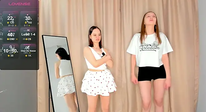 Snapshot of AislyEnderson chatting on 20, 2, 2025 AislyEnderson online show from 20, 2, 2025