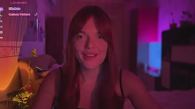 Snapshot of CherryRed_Girl chatting on 29, 6, 2026 CherryRed Girl online show from 29, 6, 2026