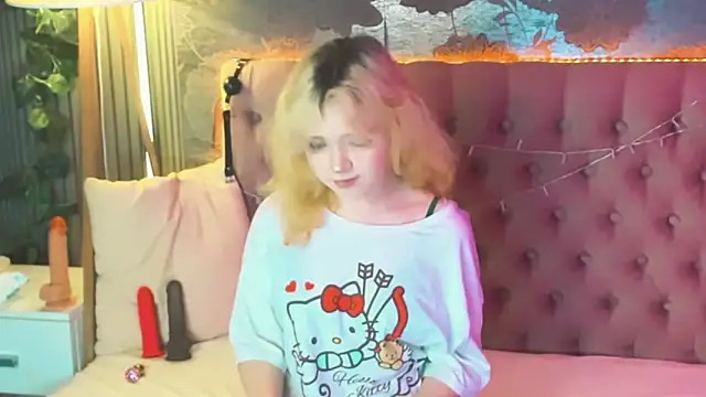 EmilyAngells online show from 28, 5, 2026