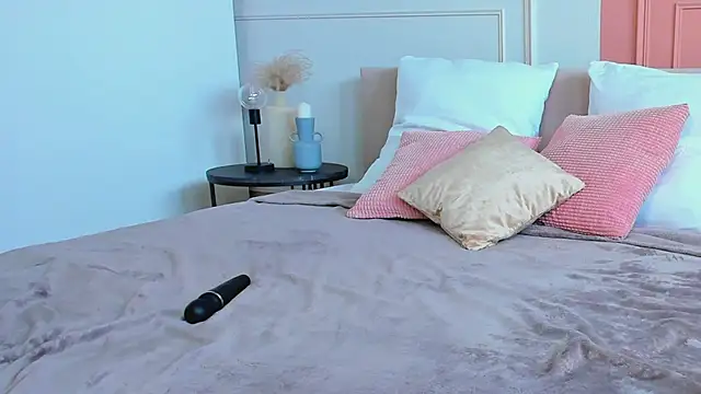 Snapshot of _BunnyDollStella_ chatting on 10, 3, 2025 BunnyDollStella online show from 10, 3, 2025