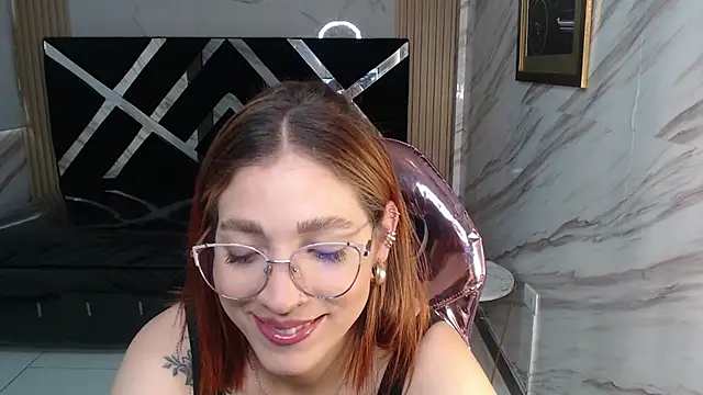 Snapshot of Angeles_v chatting on 3, 3, 2025 Angeles v online show from 3, 3, 2025