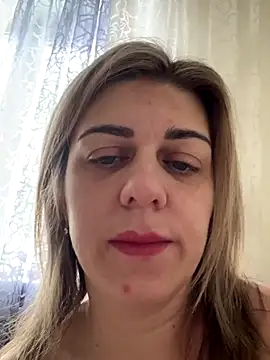 Snapshot of Lusi_Luxary chatting on 18, 11, 2025 Lusi Luxary online show from 18, 11, 2025