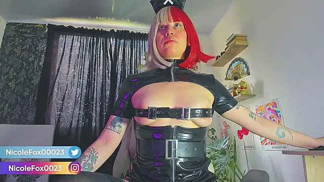 NicoleFox23  online show from 9, 3, 2025