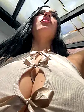 Antonella Smiith  online show from 2, 10, 2025