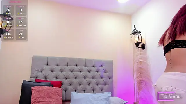 Maite Smith  online show from 25, 2, 2026