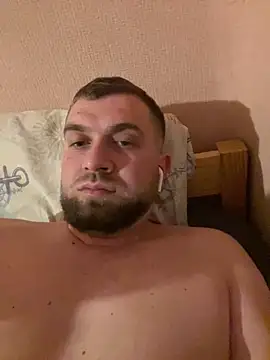 Snapshot of daniel21p chatting on 4, 3, 2025 daniel21p online show from 4, 3, 2025