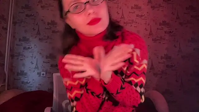 Just Scarlet  online show from 10, 9, 2025