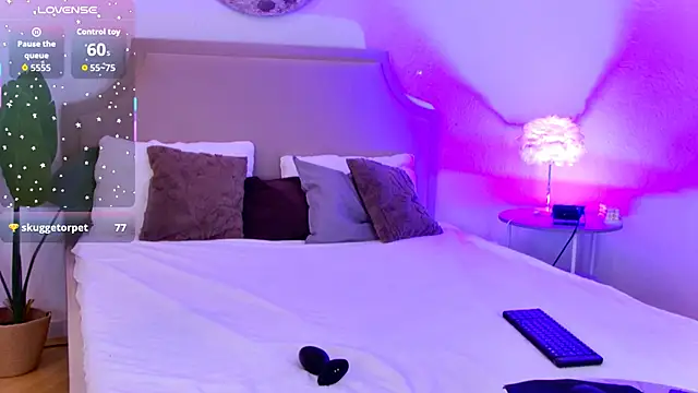 Amber Rogers online show from 23, 12, 2025