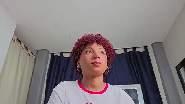 Effie cooper online show from 21, 9, 2025