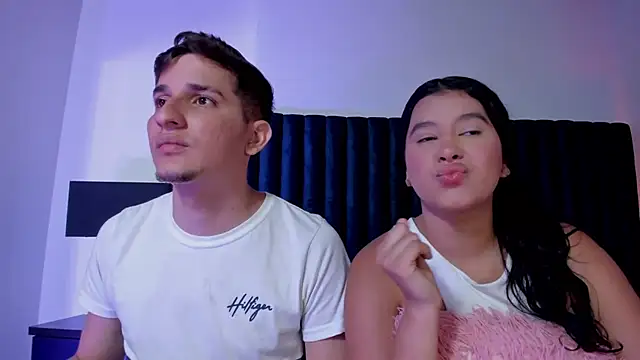 Snapshot of BonnieeAndClyde chatting on 13, 10, 2025 BonnieeAndClyde online show from 13, 10, 2025