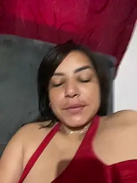 Snapshot of Sara_chanel92 chatting on 25, 10, 2025 Sara chanel92 online show from 25, 10, 2025