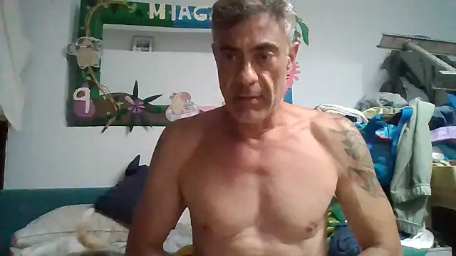 Snapshot of Shun4627 chatting on 4, 7, 2026 Shun4627 online show from 4, 7, 2026