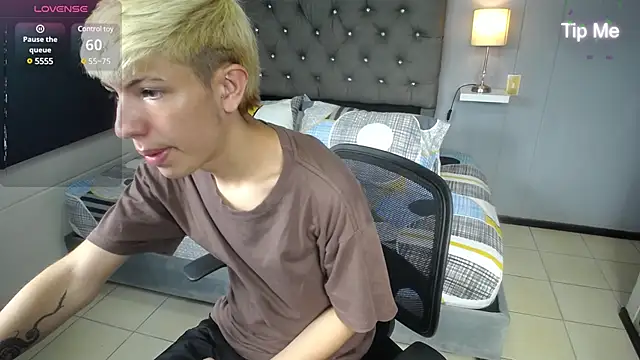 matteo foxx online show from 11, 3, 2025