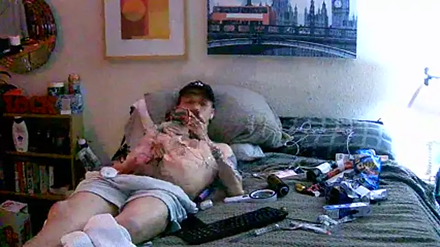 Snapshot of AdGibPrv chatting on 2, 12, 2025 AdGibPrv online show from 2, 12, 2025