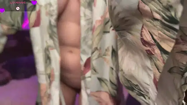 Velvettouch  online show from 26, 2, 2025