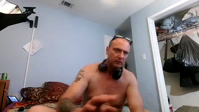 Snapshot of PornStro921 chatting on 14, 3, 2025 PornStro921 online show from 14, 3, 2025